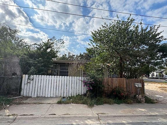 5th image of 404 S 20th St