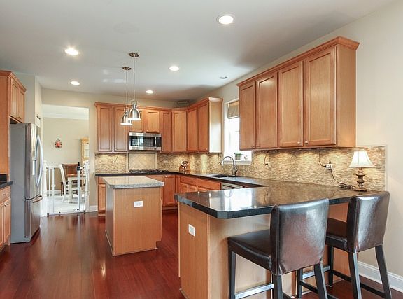 4th image of 2396 Bluewater Dr
