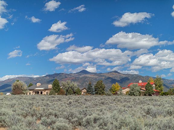 Main house & Guest house