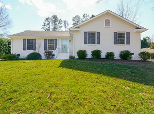 1317 Lennox Pl, Raleigh, NC 27612