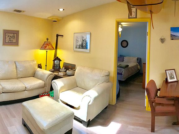 Two bedrms off the main rm