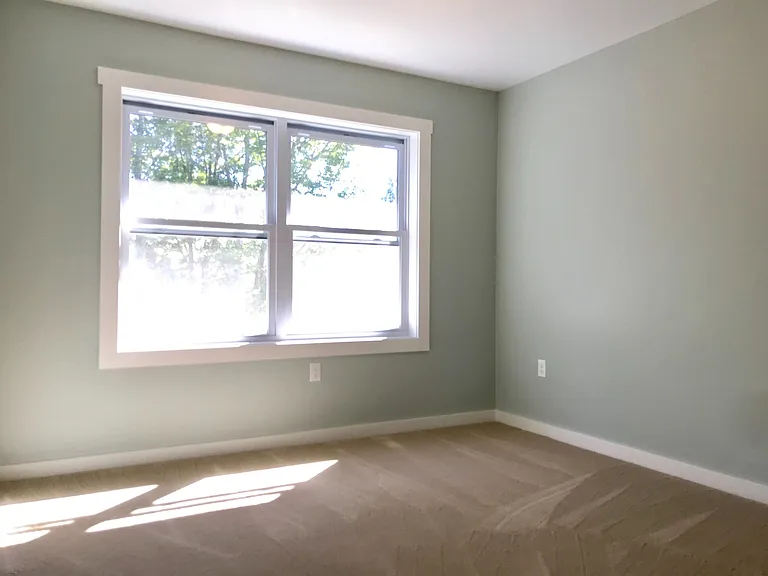 243 Bridge St — Photo 10