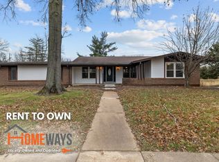 524 Rolling Glen Ln, Ballwin, MO 63011
