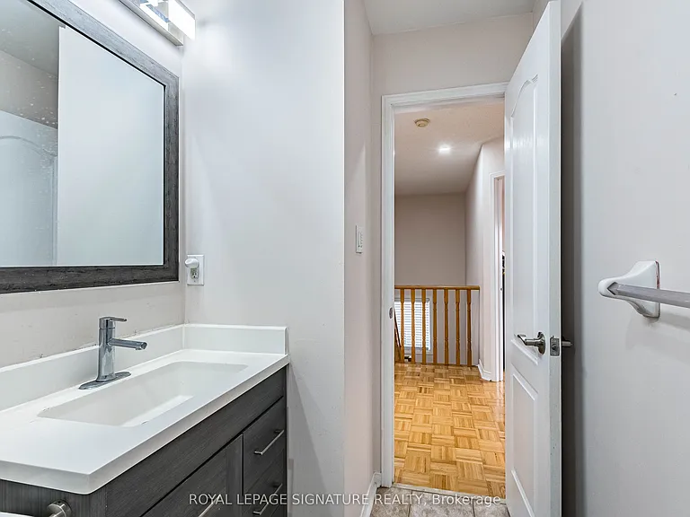 35 Whitehouse Cres — Photo 47