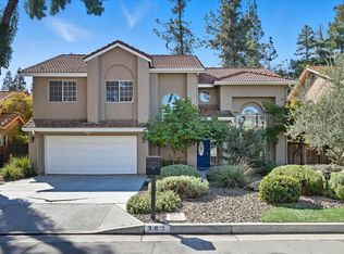 387 E Braddock Dr, Fresno, CA