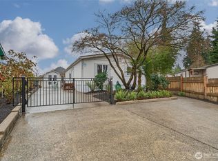 12825 NE 198th Court, Bothell, WA