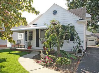 2825 Oak Grove Pl, Toledo, OH 43613