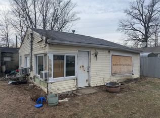 63 Elliott Ave, Buckeye Lake, OH 43008