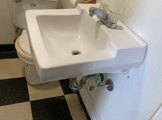 77 Gage St APT 3, Augusta, ME 04330