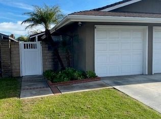 2036 Fullerton Ave #B, Costa Mesa, CA 92627