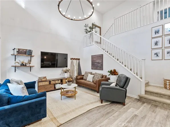 46 Jaripol Cir, Mission Viejo, CA 92694