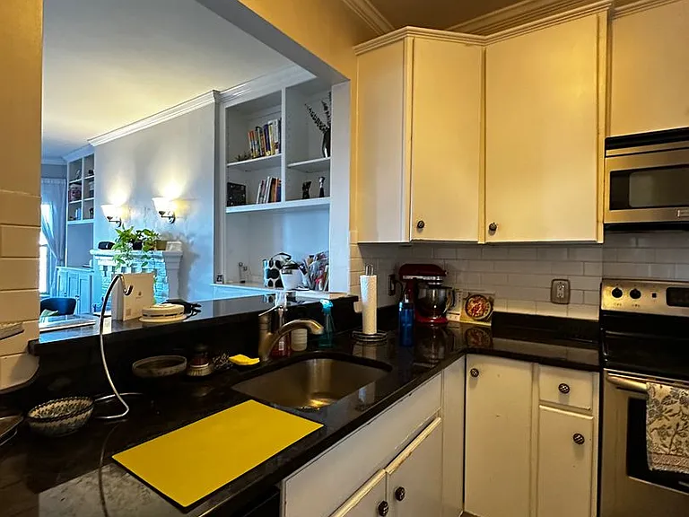 456 Beacon St #10 — Photo 15