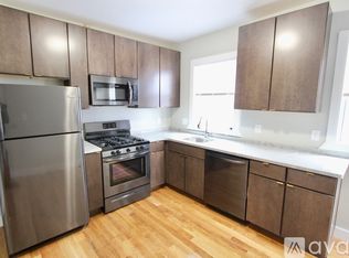 2 Draper St #1R, Boston, MA 02122