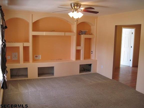 4th image of 2022 Avenue B