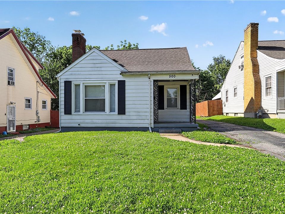 1st image of 500 Redwood Ave