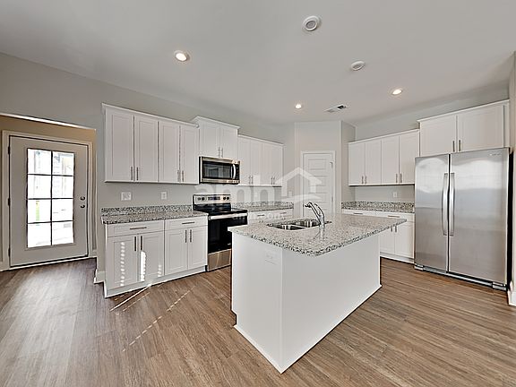 3rd image of 5311 Tupelo St