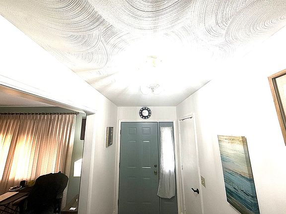 5th image of 1808 Hunter Ridge Dr