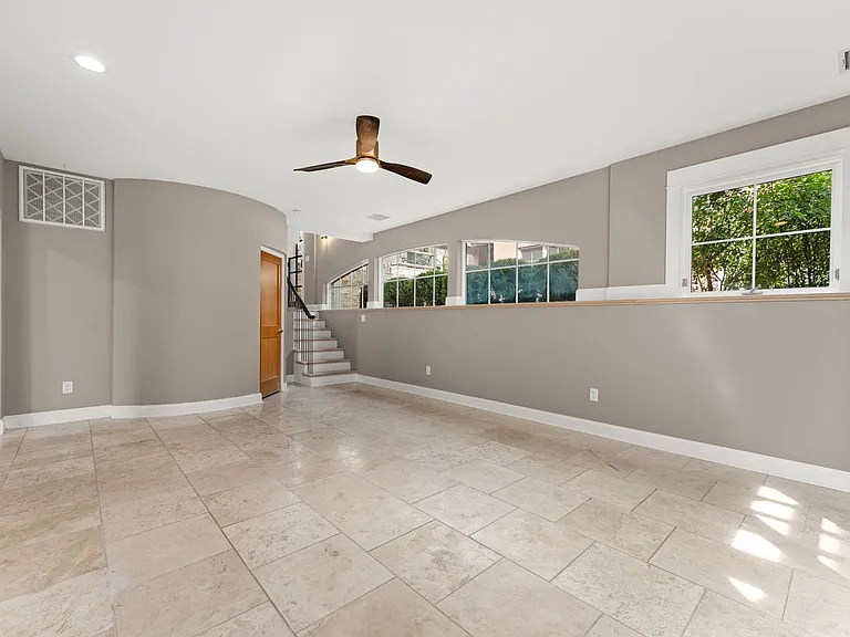 10204 Echoridge Dr — Photo 26