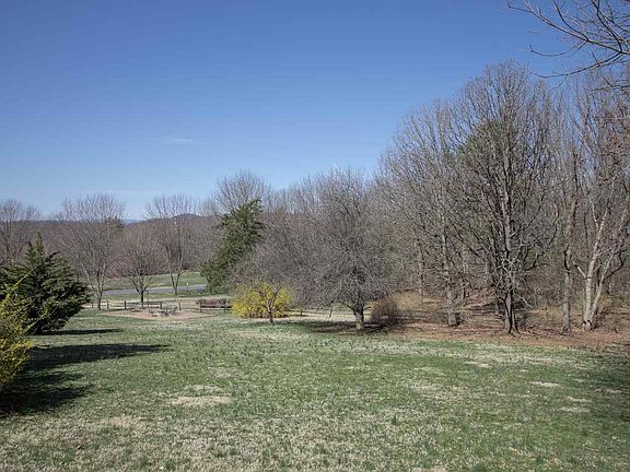 5th image of 1191 S Dogwood Dr