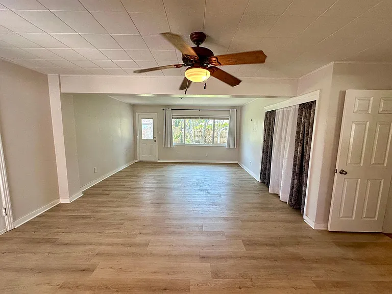 2310 Covina Way S — Photo 17