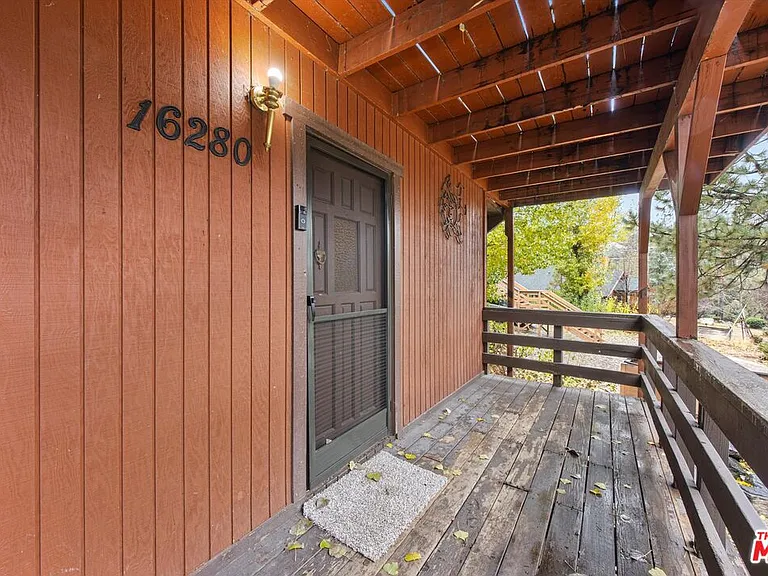 2317 Maplewood Way — Photo 5
