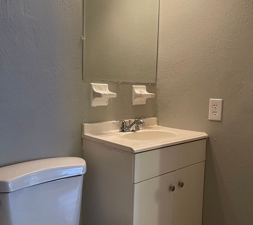 1000 East Magnolia Avenue 1000 E Magnolia Ave Eustis, FL Zillow