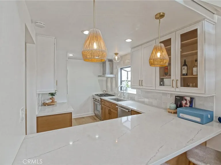 320 Marine Ave — Photo 26