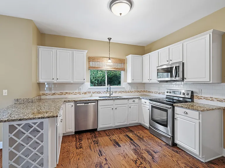 1266 Bridgeton Park Dr — Photo 20