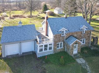 14717 Stillwell Rd, Chardon, OH 44024