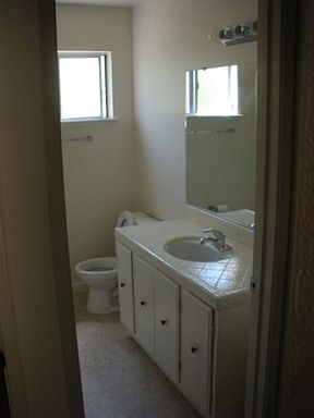 2nd image of 3811 H St APT 7