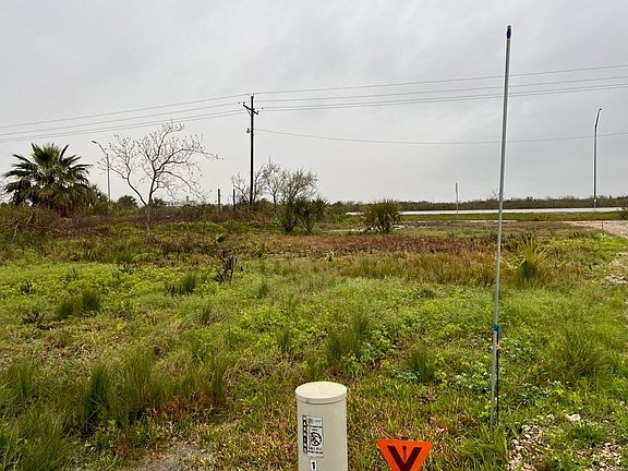 3rd image of 1112 Highway 87