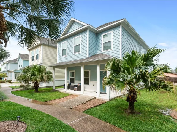 122 Lavaca Cir, Rockport, TX 78382