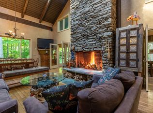 11 Founders Hill Road, Winhall, VT 05340