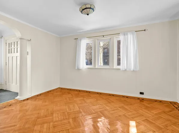 642 East 26th Street PVT image 3 of 31