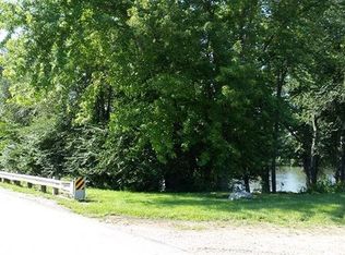 3 Belle Rive Dr, Millington, IL 60537