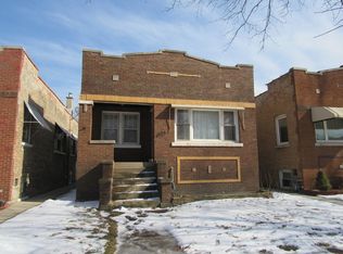 1525 Clinton Ave, Berwyn, IL 60402