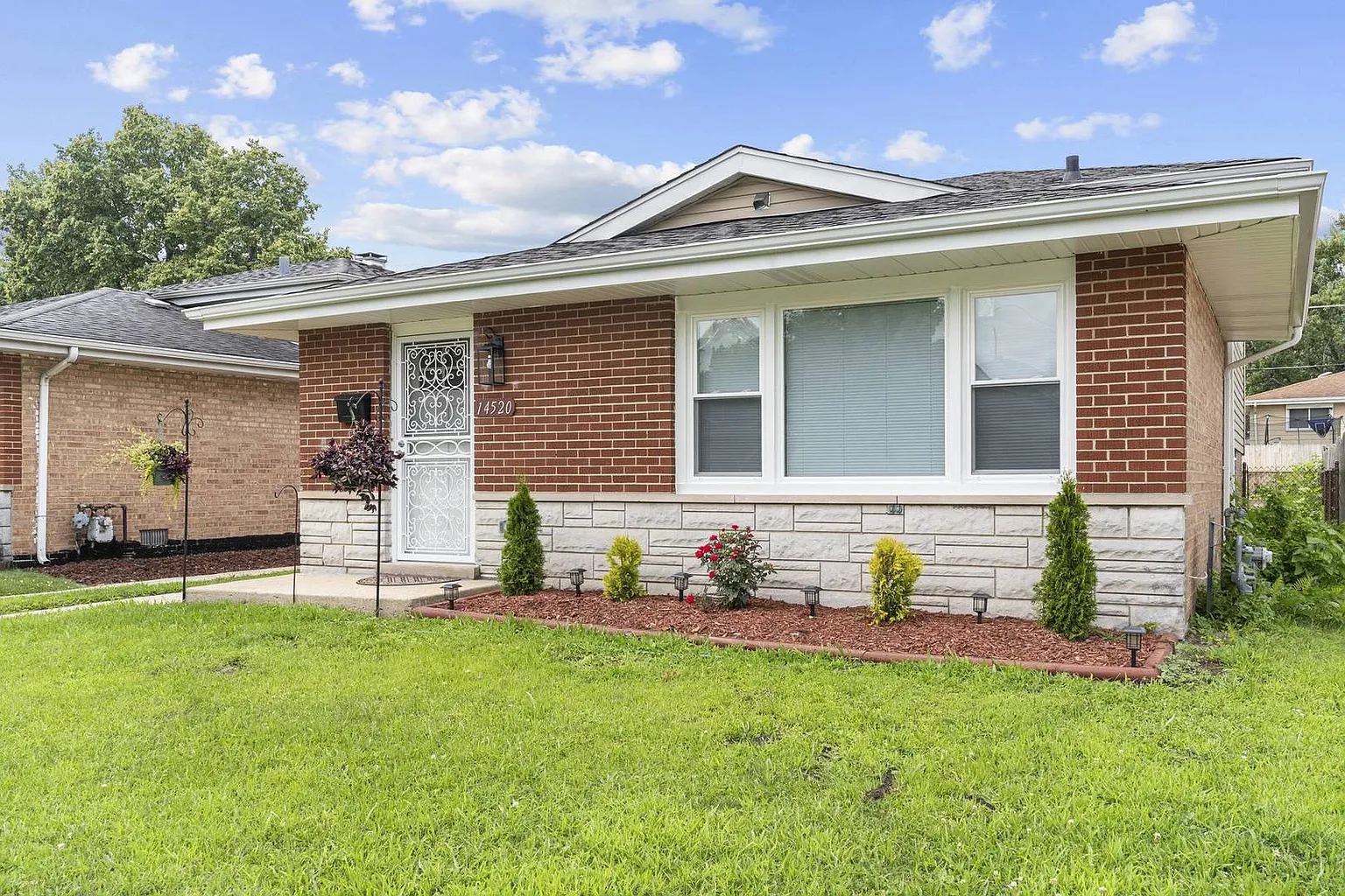 14520 Murray Ave photo 1