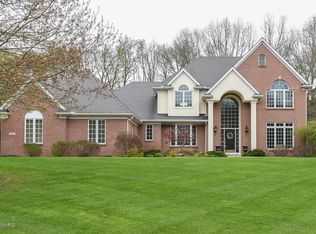 5534 Bobwhite Ave, Kalamazoo, MI 49009