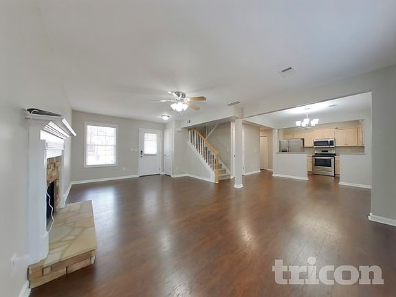 3rd image of 542 Meadow Spring Dr