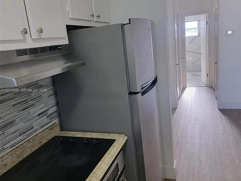 1700 Cleveland St #203 — Photo 3