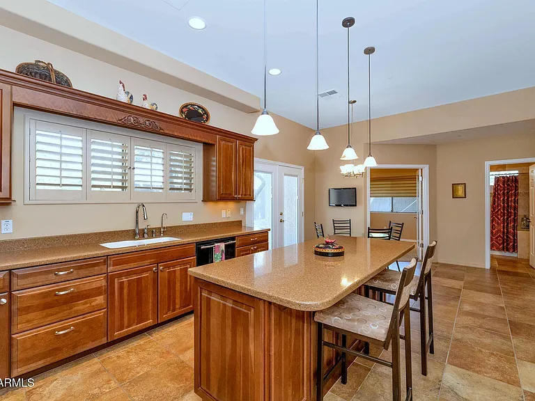 5839 E Indian School Rd — Photo 9