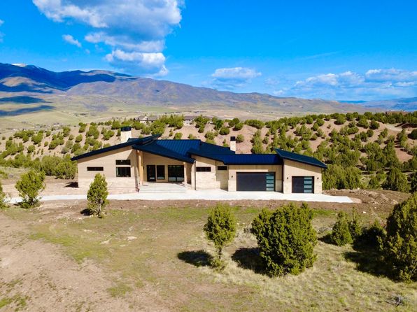 1092 Trail Ridge Dr