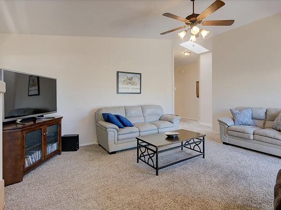 5th image of 6705 El Modesto Ct NE