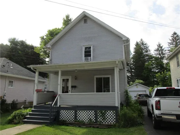 105 Early St, Wellsville, NY 14895