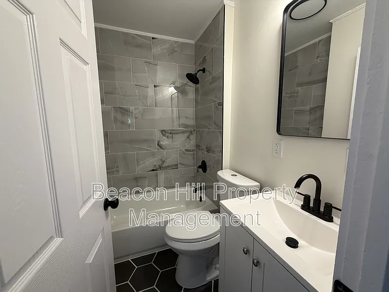 3524 E 143rd St — Photo 5
