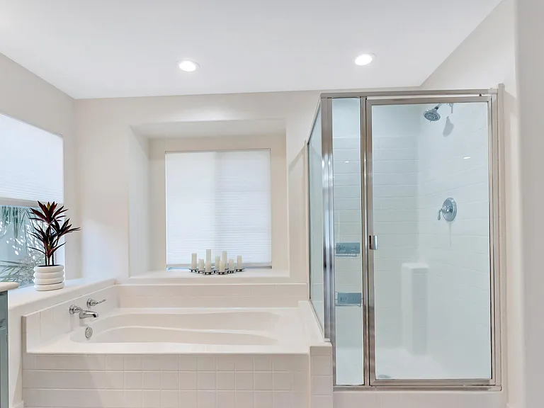 43635 Altamura Ct — Photo 31