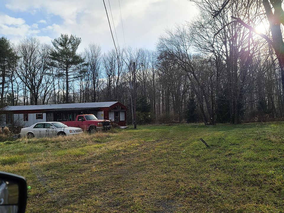 2nd image of 940 Old Route 940