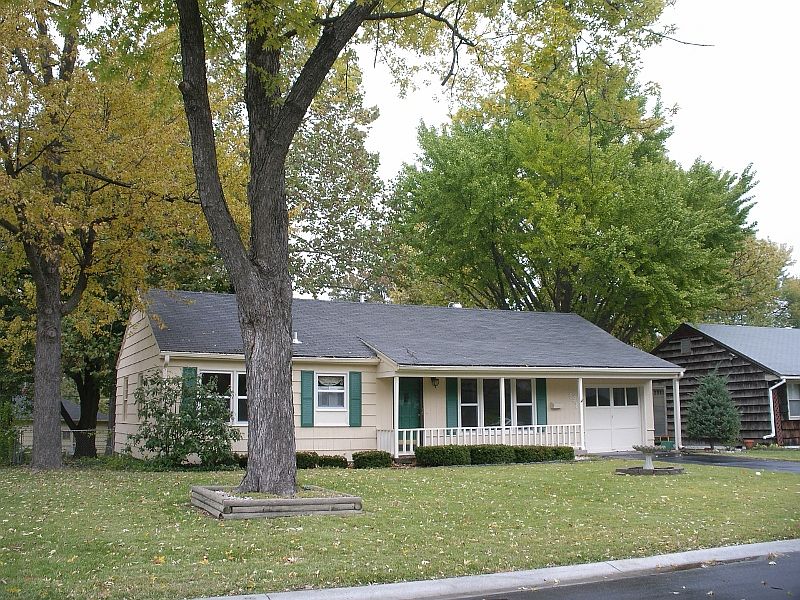 5914 W. 68th Street