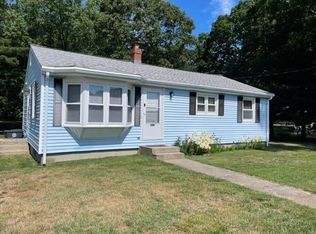 156 Curran Rd, Cumberland, RI 02864