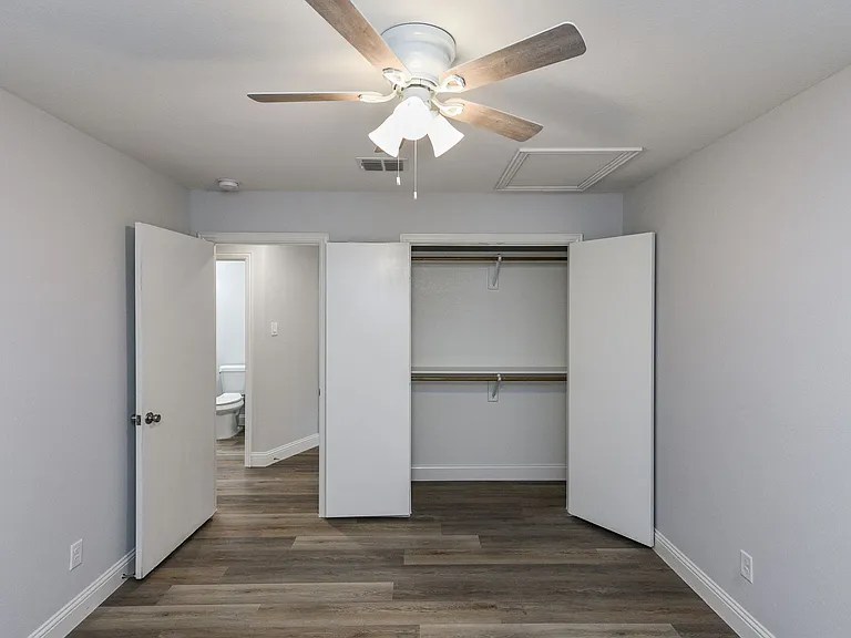2501 Windy Pine Ln — Photo 19